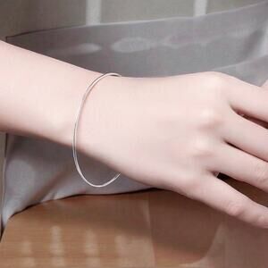 Minimalist Silver color tiny fine circle bangle Bracelet 2.75” inner no stamp